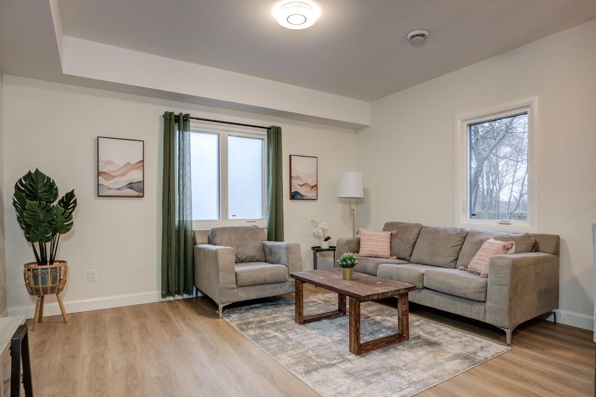 Chic Suite By Westlynn Little Current Dış mekan fotoğraf